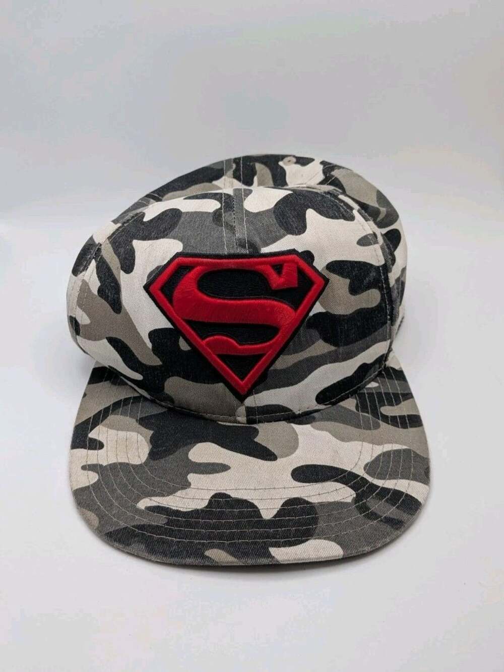 Superman DC Comics Snapback Hat Gray Camo Red Logo Adjustable Cap 2017